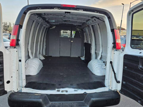 2017 Chevrolet Express 2500