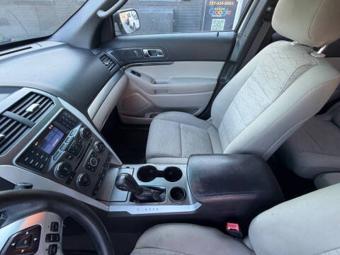 2014 Ford Explorer