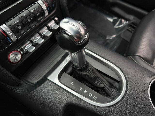 2022 Ford Mustang EcoBoost Premium