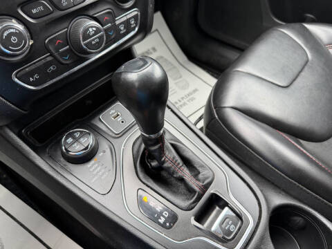 2019 Jeep Cherokee Trailhawk