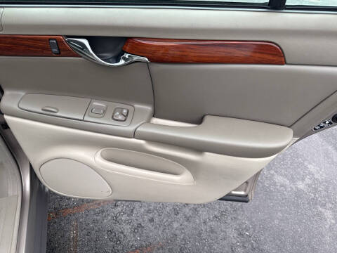 2001 Cadillac DeVille