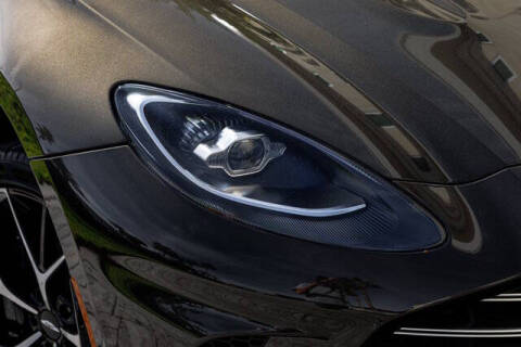 2026 Aston Martin DBX 707