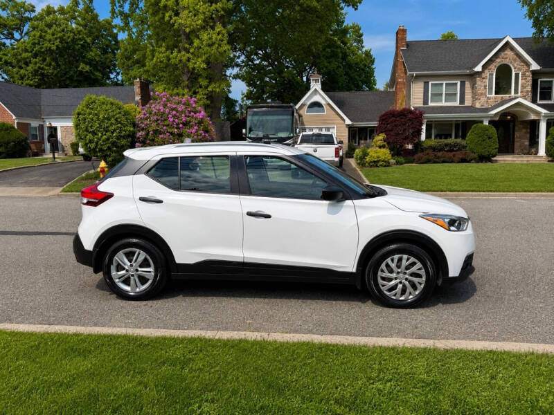 2018 Nissan Kicks S