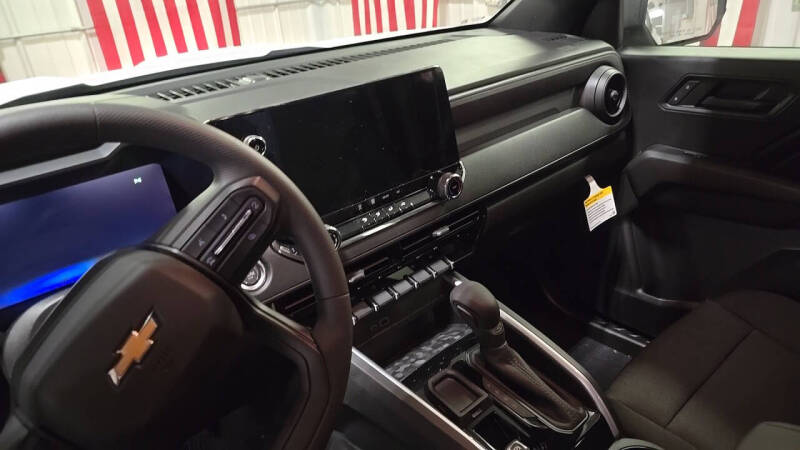 2025 Chevrolet Colorado Work Truck