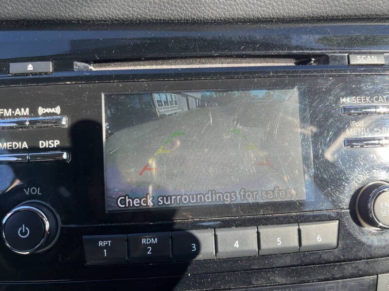 2018 Nissan Rogue Sport SV