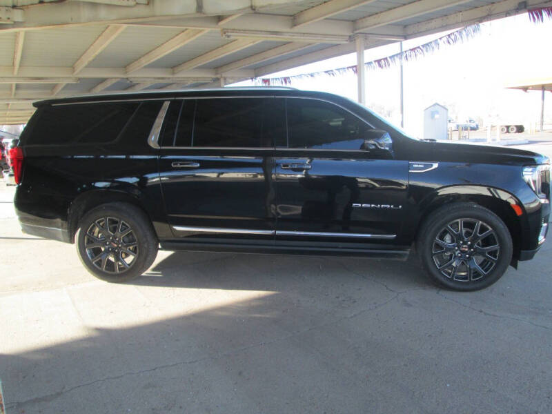 2023 GMC Yukon XL Denali