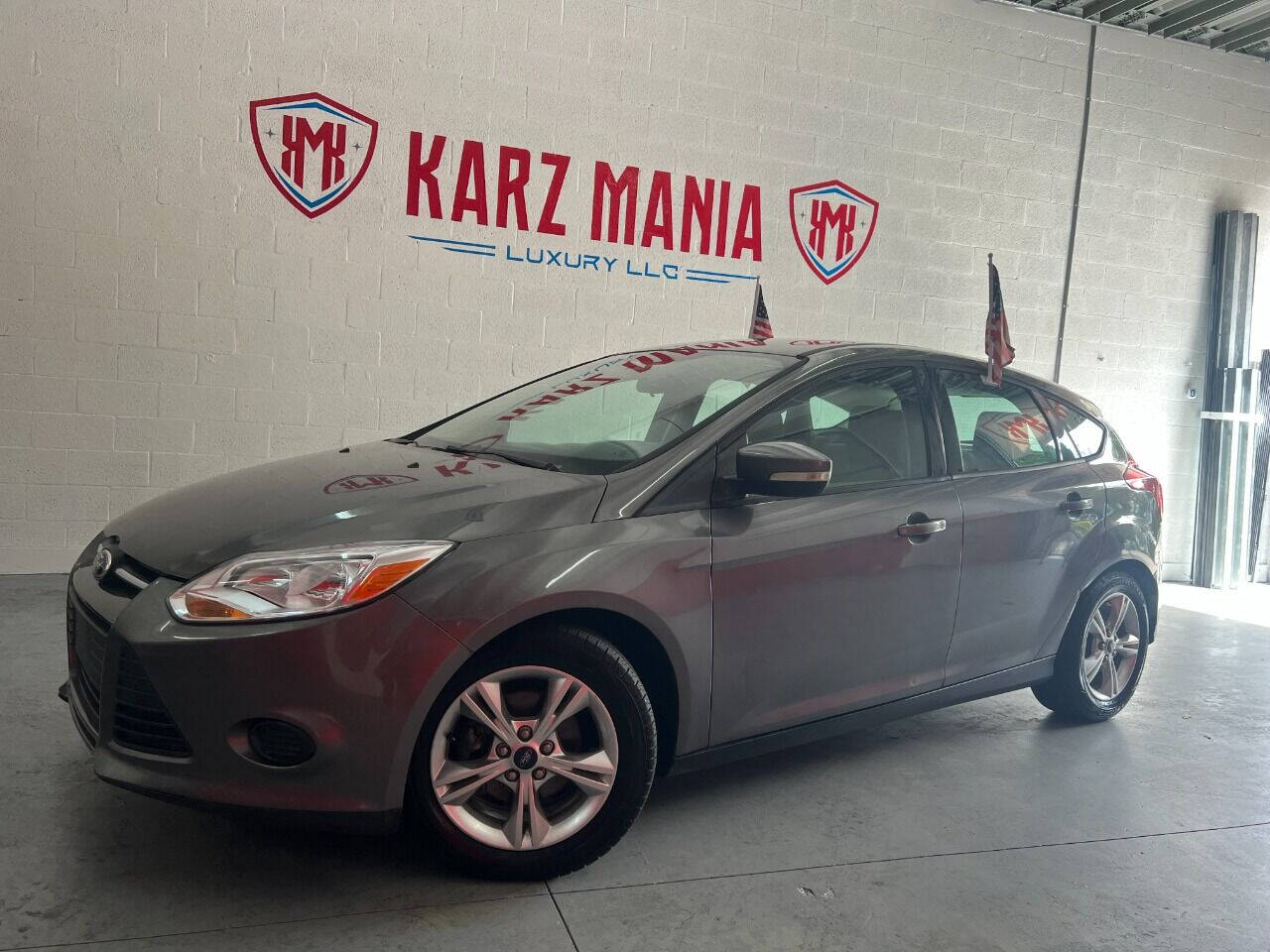 2013 FORD Focus Hatchback - $6,999