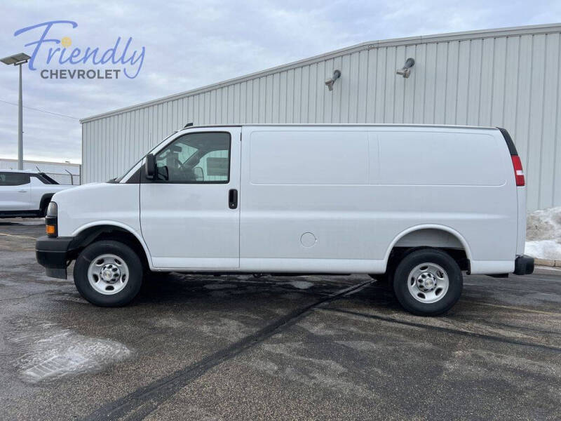 2025 Chevrolet Express 3500