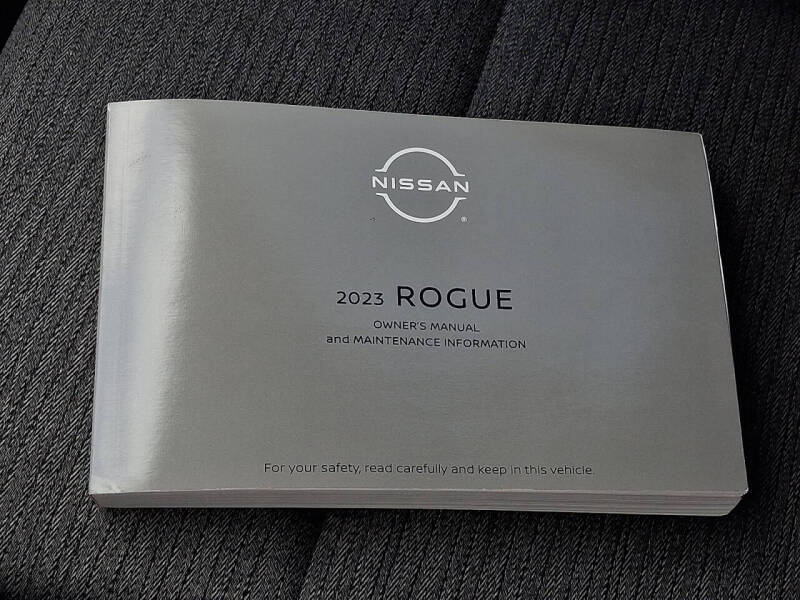 2023 Nissan Rogue SV