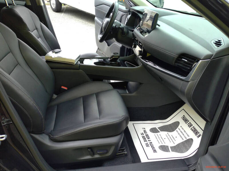 2026 Nissan Rogue SL
