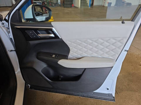 2024 Mitsubishi Outlander PHEV SEL