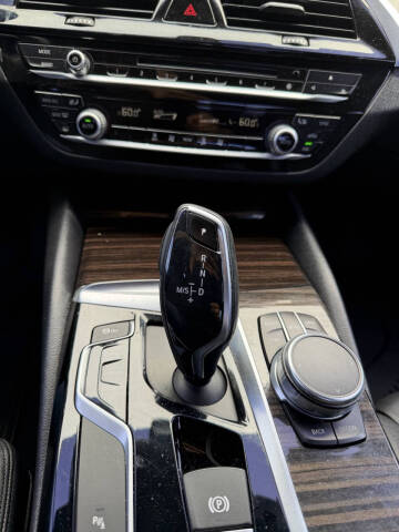 2017 BMW 5 Series 530i