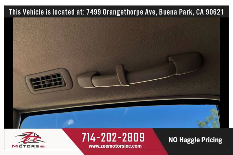 2004 Toyota Sequoia Limited