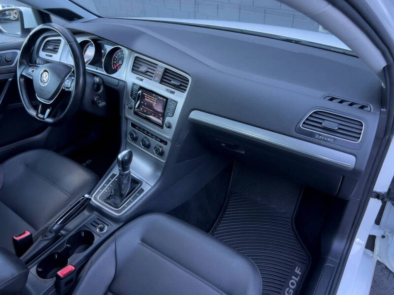 2015 Volkswagen Golf