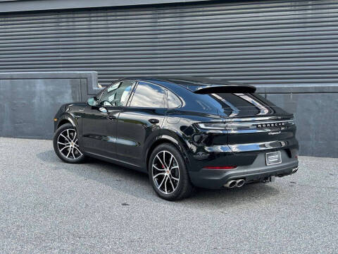 2025 Porsche Cayenne S E-Hybrid Coupe