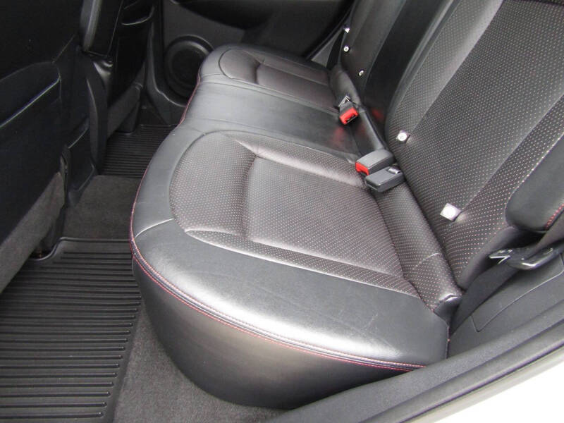2012 Nissan Rogue SV w/SL Package
