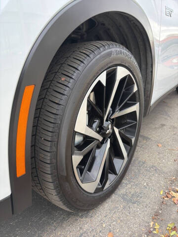 2025 Mitsubishi Outlander PHEV SE