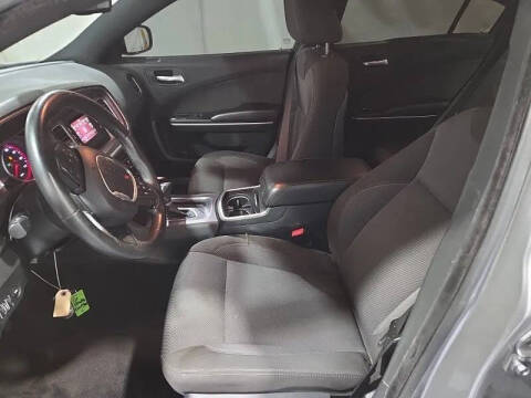 2017 Dodge Charger SE