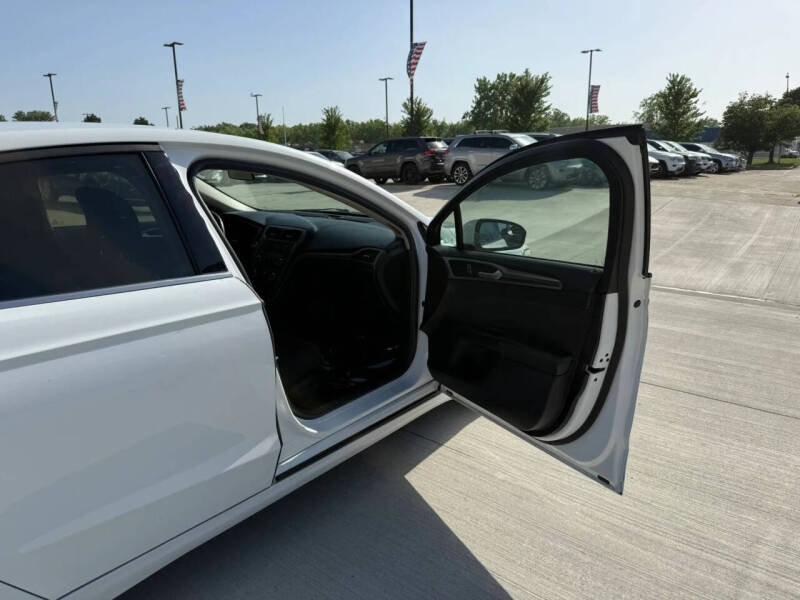 2017 Ford Fusion S