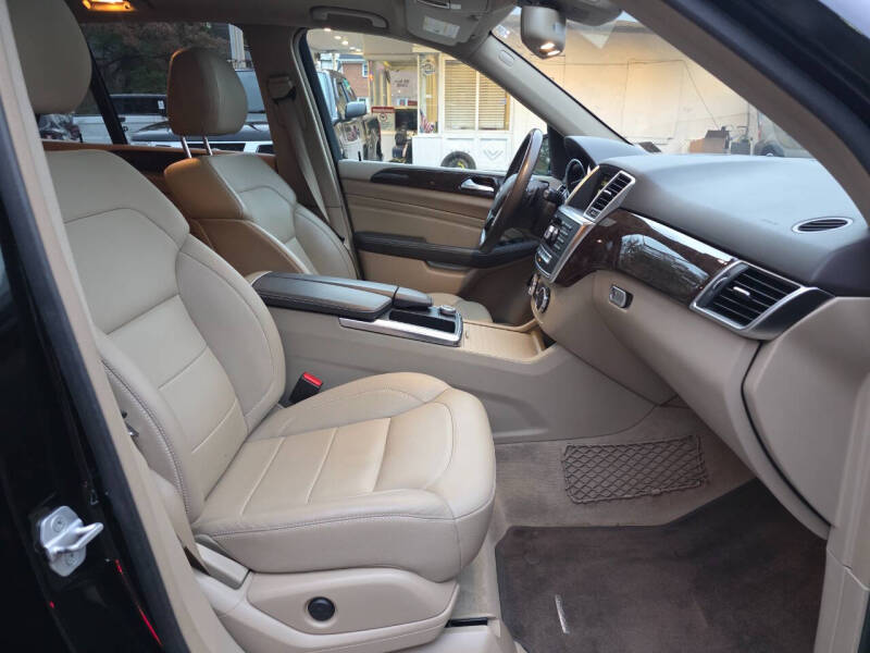 2012 Mercedes-Benz M-Class ML 350 BlueTEC