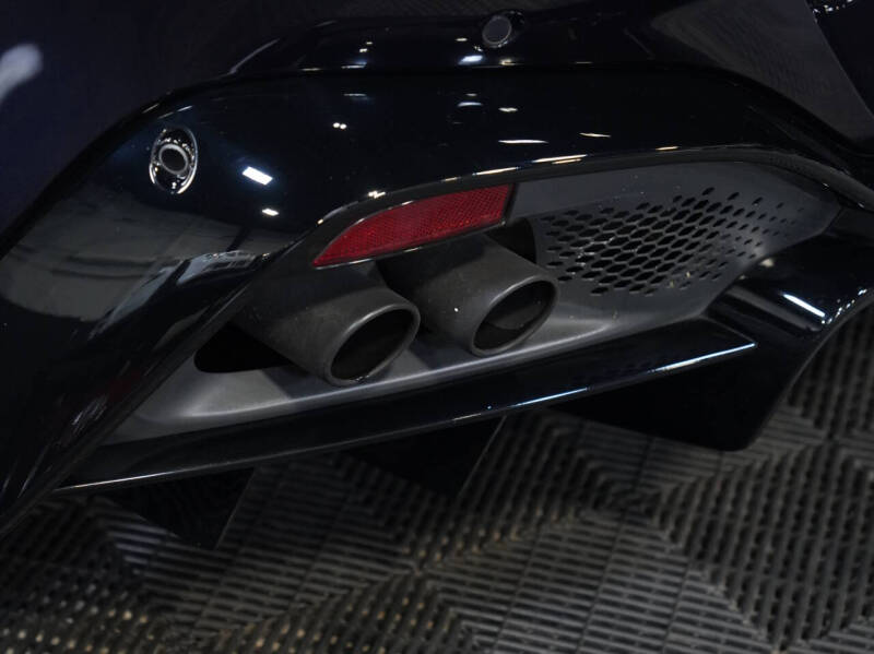 2020 Aston Martin Vantage