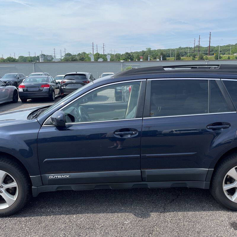 2013 Subaru Outback for sale at Vrbo Motors in Linden, NJ