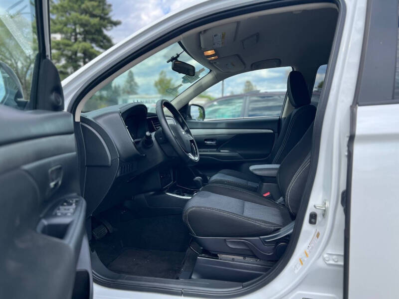 2017 Mitsubishi Outlander SEL