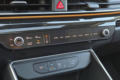 2026 Kia Carnival SX