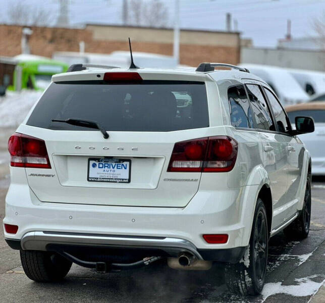 2020 Dodge Journey Crossroad