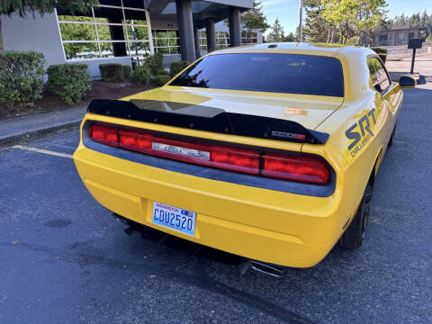 2010 Dodge Challenger SRT8