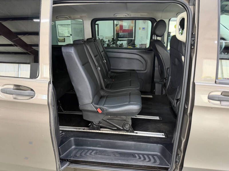 2016 Mercedes-Benz Metris Passenger