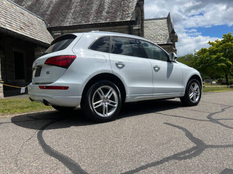 2017 Audi Q5 2.0T quattro Premium Plus