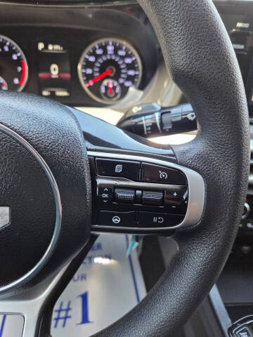 2022 Kia K5 LX
