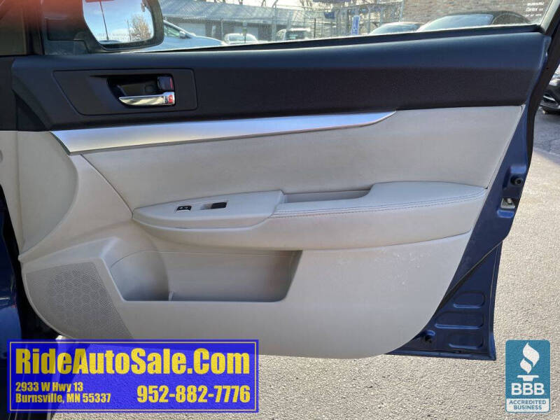 2011 Subaru Outback 2.5i Premium