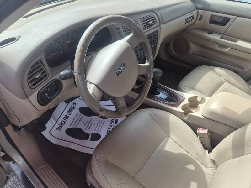 2007 Ford Taurus SE