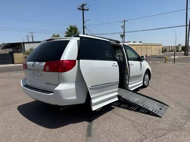 2007 Toyota Sienna XLE Limited 7-Passenger