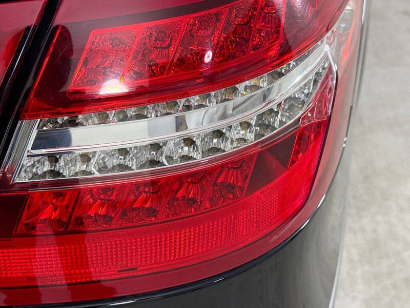 2010 Mercedes-Benz E-Class
