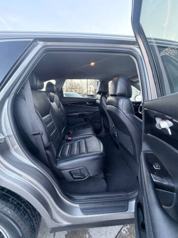 2017 Kia Sorento LX