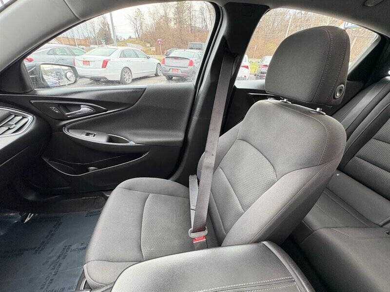 2017 Chevrolet Malibu LT