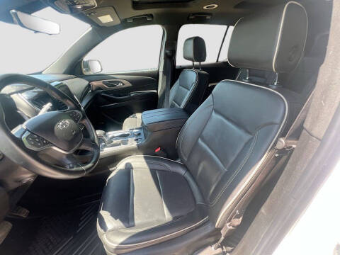 2023 Chevrolet Traverse Premier
