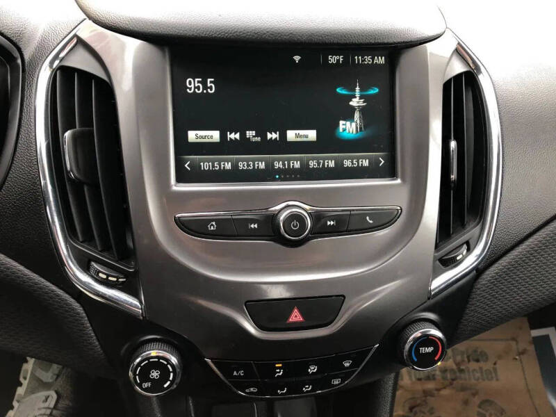 2018 Chevrolet Cruze LT Auto