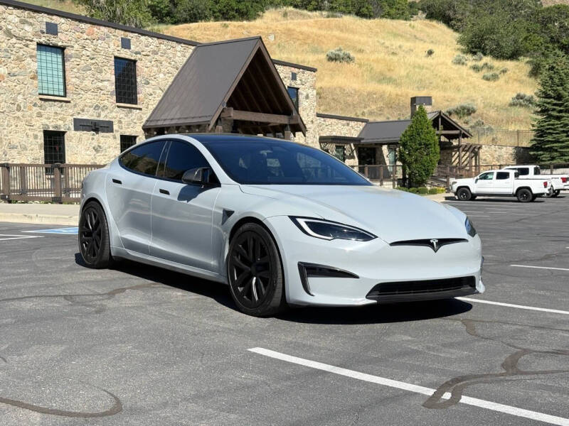 2022 Tesla Model S Plaid