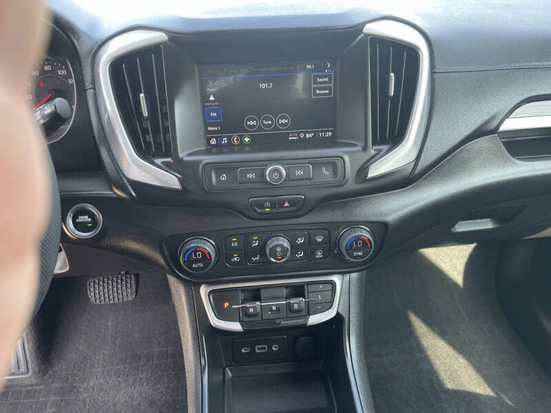 2022 GMC Terrain SLE