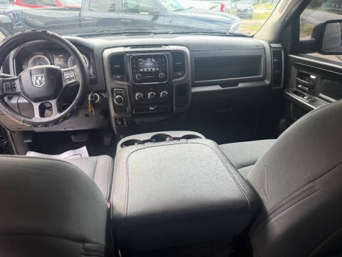2017 RAM 1500 Express