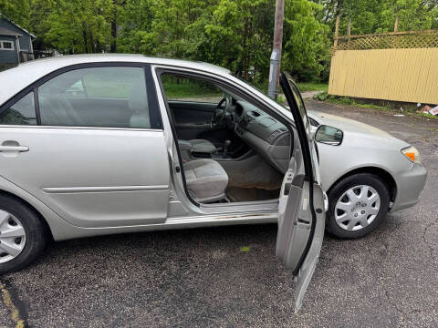 2003 Toyota Camry LE