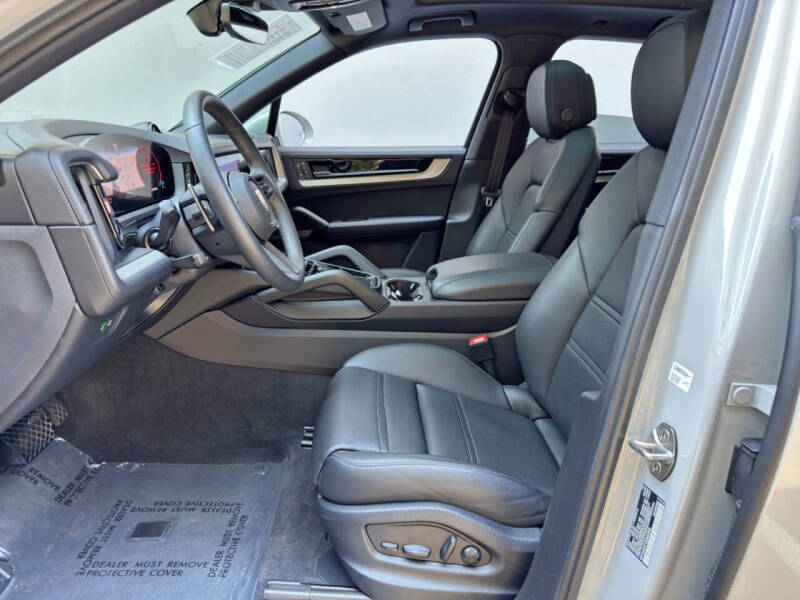 2025 Porsche Cayenne