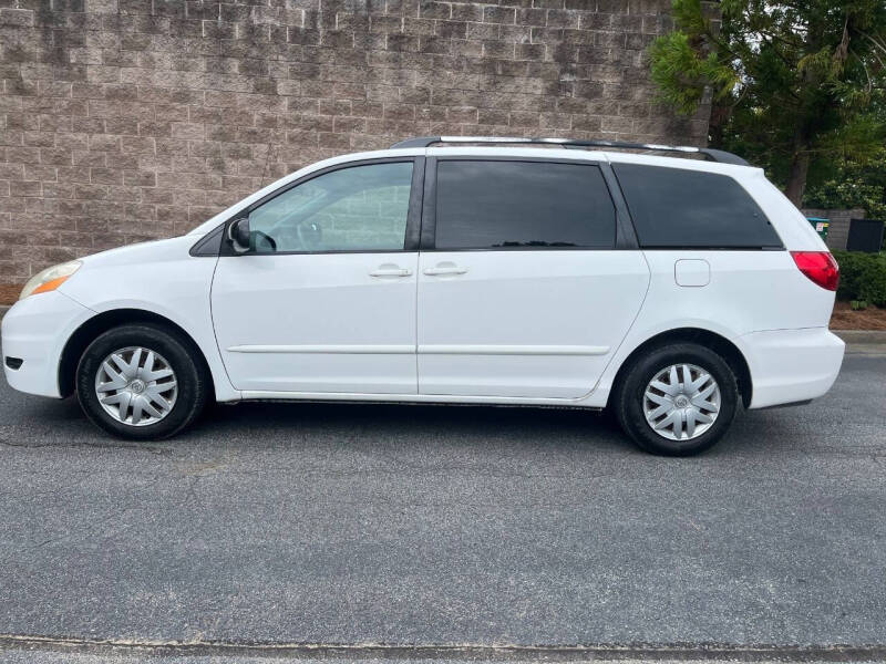 2006 Toyota Sienna LE 7 Passenger