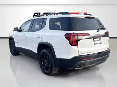 2023 GMC Acadia AT4
