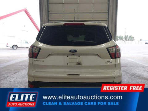 2017 Ford Escape SE