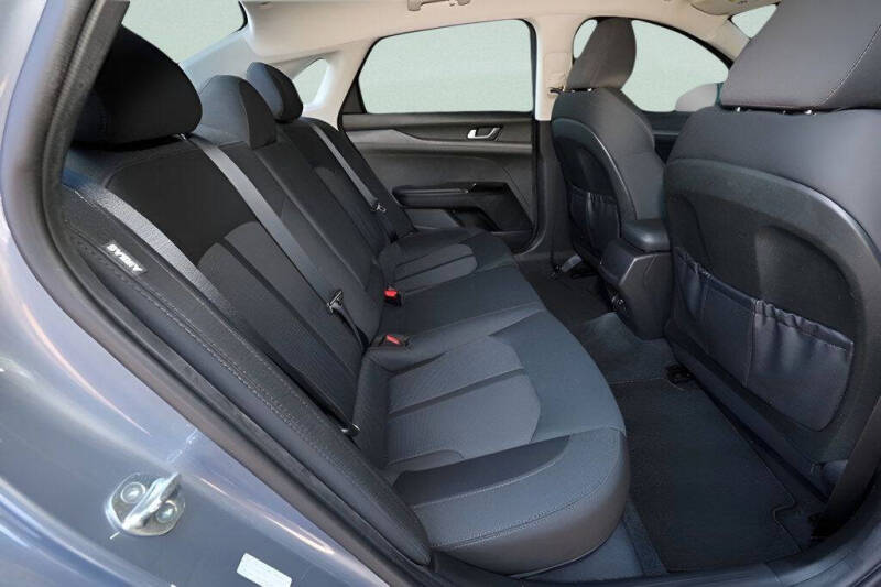 2023 Kia K5 LXS